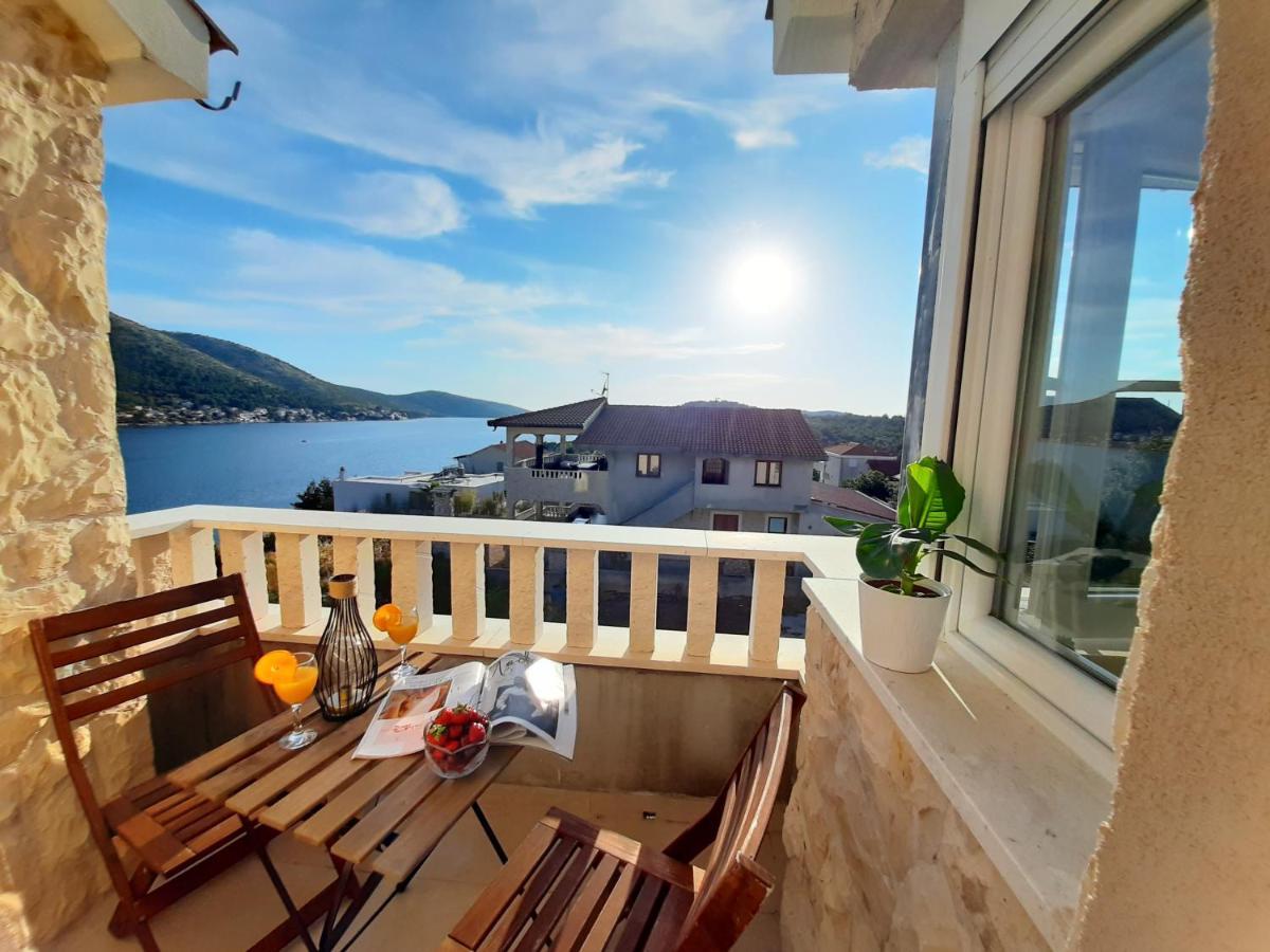 Appartement Holiday Beach House à Grebaštica Extérieur photo